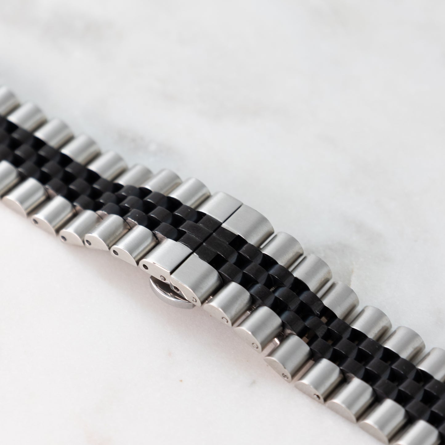 Luxury Stainless Steel Jubilee Bracelet for Apple Watch